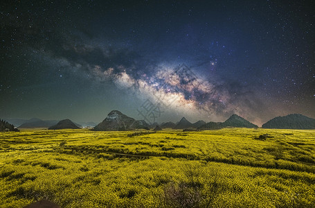 金色星空金星云南罗平油菜花星空银河背景