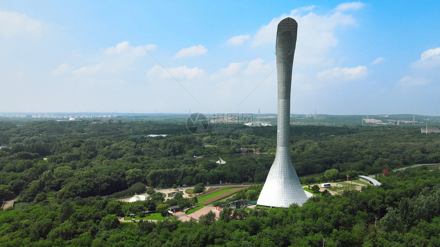 5A景区沈阳植物园百合塔图片