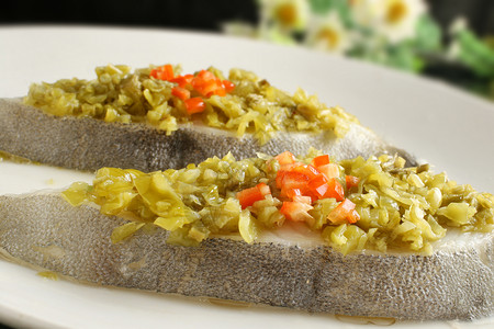 中式美食酸菜银鳕鱼图片