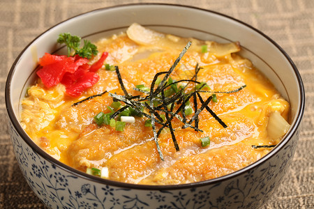 日式鱼排饭西餐鱼排饭高清图片