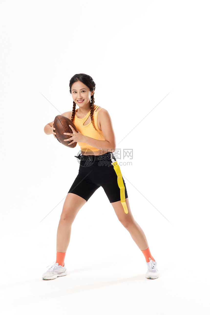 青年女性腰旗橄榄球运动图片