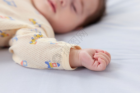 睡着的可爱宝宝手部特写图片