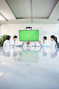 会议室开会的专业医疗团队背景图片