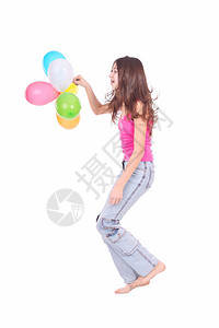 拿着彩色气球的开心小女孩图片