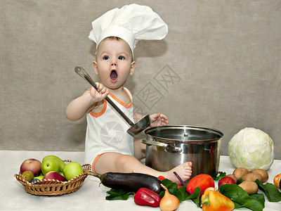 小宝在厨师的帽子上图片