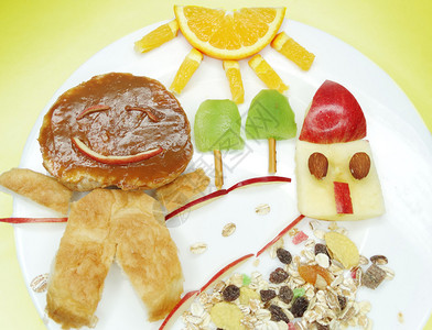 富有创意的早餐食品水果和巧克力图片