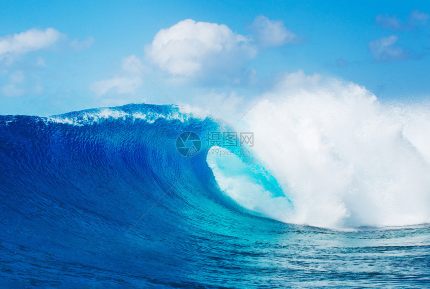 蓝色海浪史诗般的冲浪图片