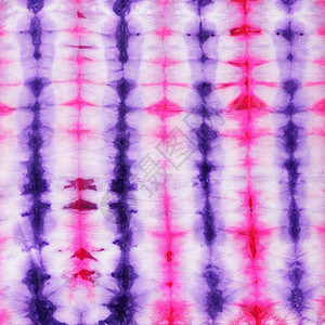 白色丝绸上的紫色扎染图案手绘面料结节蜡染Shi图片
