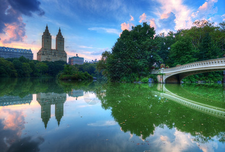 纽约市中央公园的湖图片