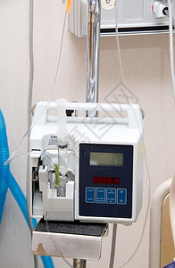 医院里的自动静脉输液泵图片