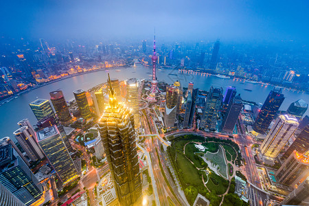 上海市中心的天线图片