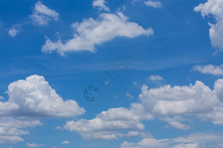 清蓝天空背景的浮云天气图片