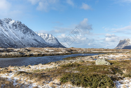 挪威北部Lofotten群岛冬图片