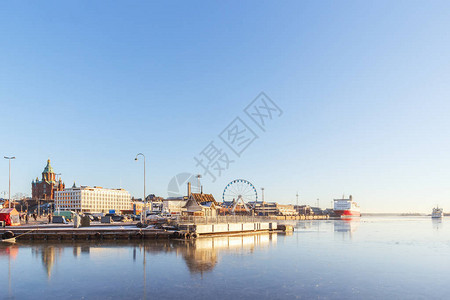 赫尔辛基港的视图图片