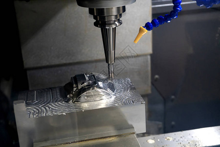 CNC碾磨机用固态球末端工具切割注射模具部分高科技制造过程图片
