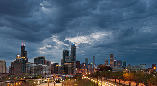 芝加哥市中心的景象与图片
