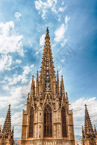 西班牙加泰罗尼亚巴塞罗那大教堂圣尤利雅和圣埃利亚神十字哥图片