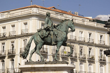 西班牙马德里广场市长PhilipIII国王历史雕像西图片