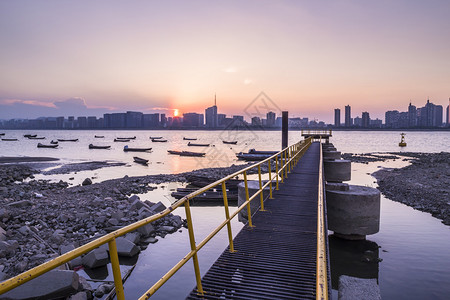 钱塘江码头与夕阳图片素材