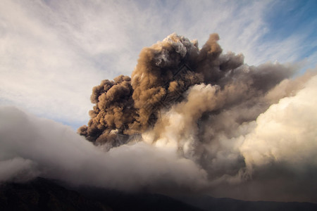 意大利的火山图片