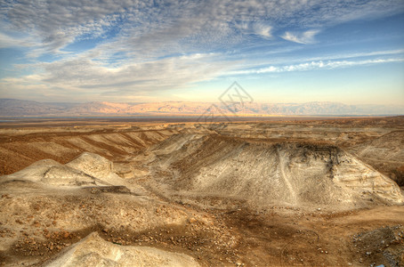 以色列犹太沙漠的山丘图片