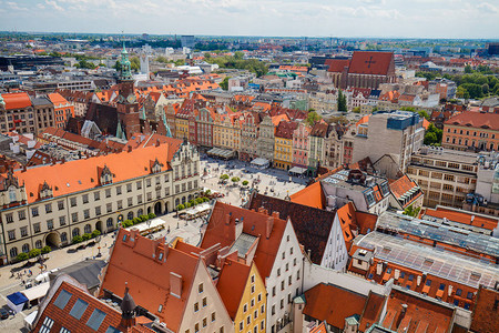 波兰弗罗茨瓦夫市中心全景图片