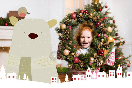 快乐的小女孩肖像与圣诞节花环与熊和图片