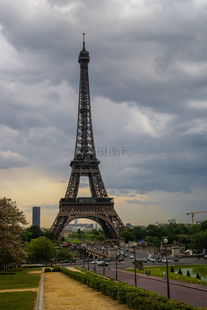 法国巴黎埃菲尔铁塔的图片