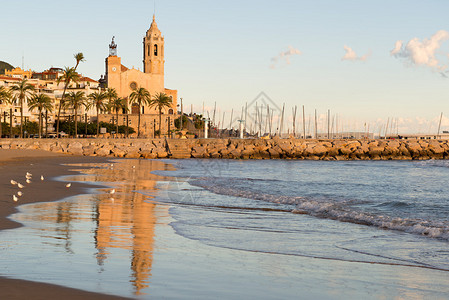 Sitges西班牙圣巴塞洛缪教堂和圣泰克拉教图片