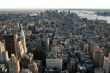 纽约曼哈顿帝国大厦的中城和市中心风景图片