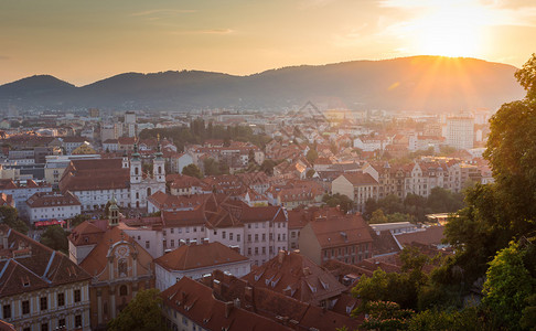奥地利格拉茨老城全景背景图片