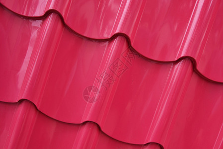 粉红色的金属屋顶纹理图片