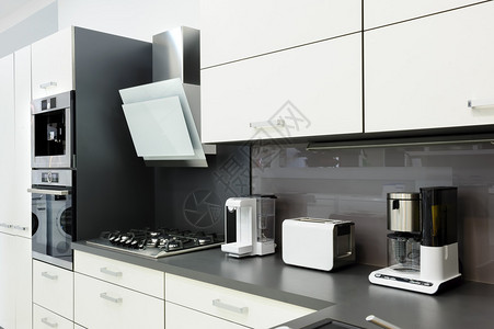 现代奢侈品黑白厨房清图片
