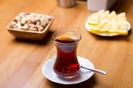 土耳其和阿拉伯传统斋月红茶图片