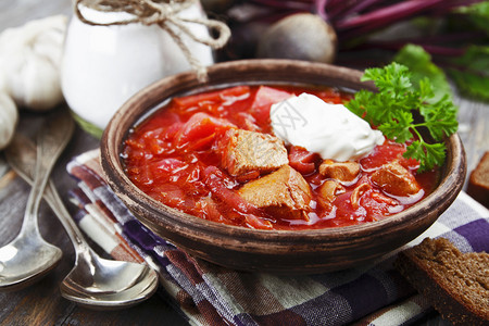 红甜菜汤俄罗斯传统罗宋汤图片