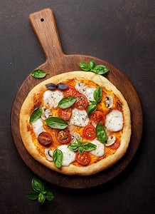 意大利披萨加番茄马扎图片