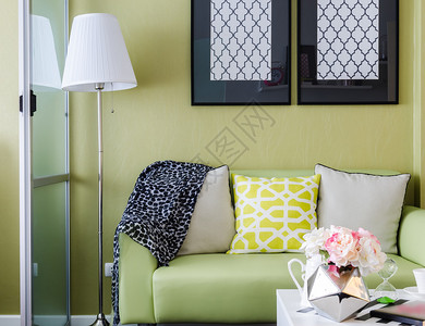 现代绿色客厅设计装修图片