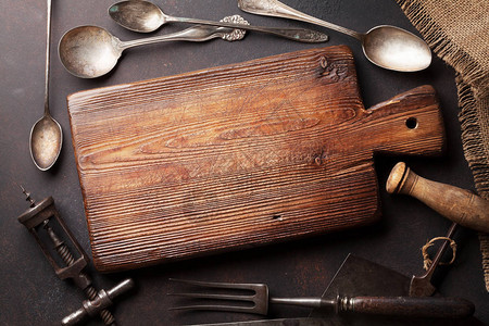 老式厨房用具叉子刀子勺子砧板带复制图片