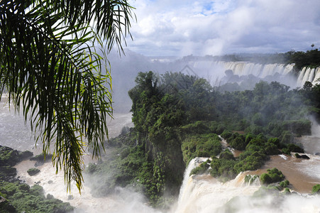 阿根廷的Iguazu瀑布地表与图片
