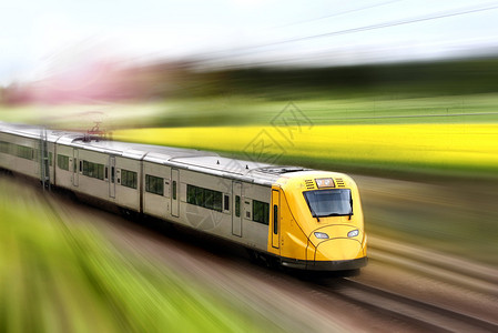 列车开动背景图片