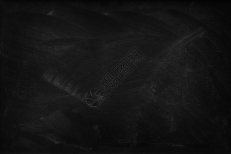 黑板上擦掉的粉笔背景图片