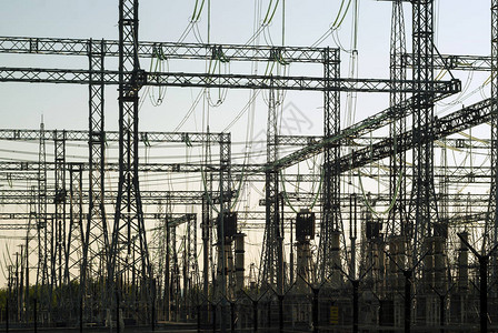工业背景后邻电变站不同结构的图形轮仪图片