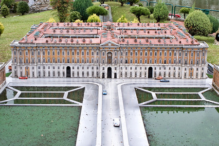 Caserta的皇宫意大利里图片