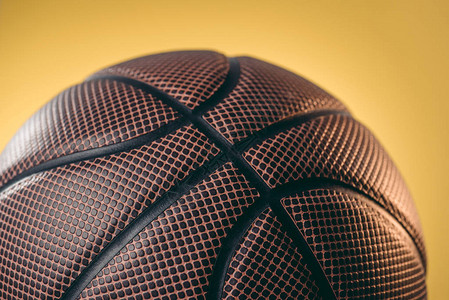棕色篮球紧上方的棕色篮球背景图片