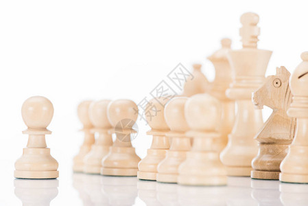 白底木棋人物背景图片