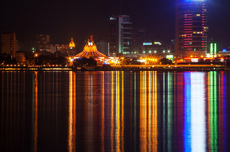 夜间城市图片