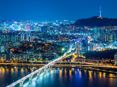 韩国首尔市夜间美丽的风景图片