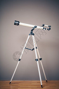 三脚望远镜图片
