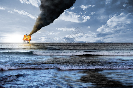 石油平台事故和黑色石油潮污染了海洋水体图片