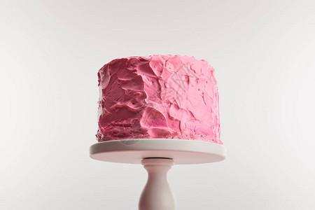 甜蜜粉红生日蛋糕的底部视图背景图片